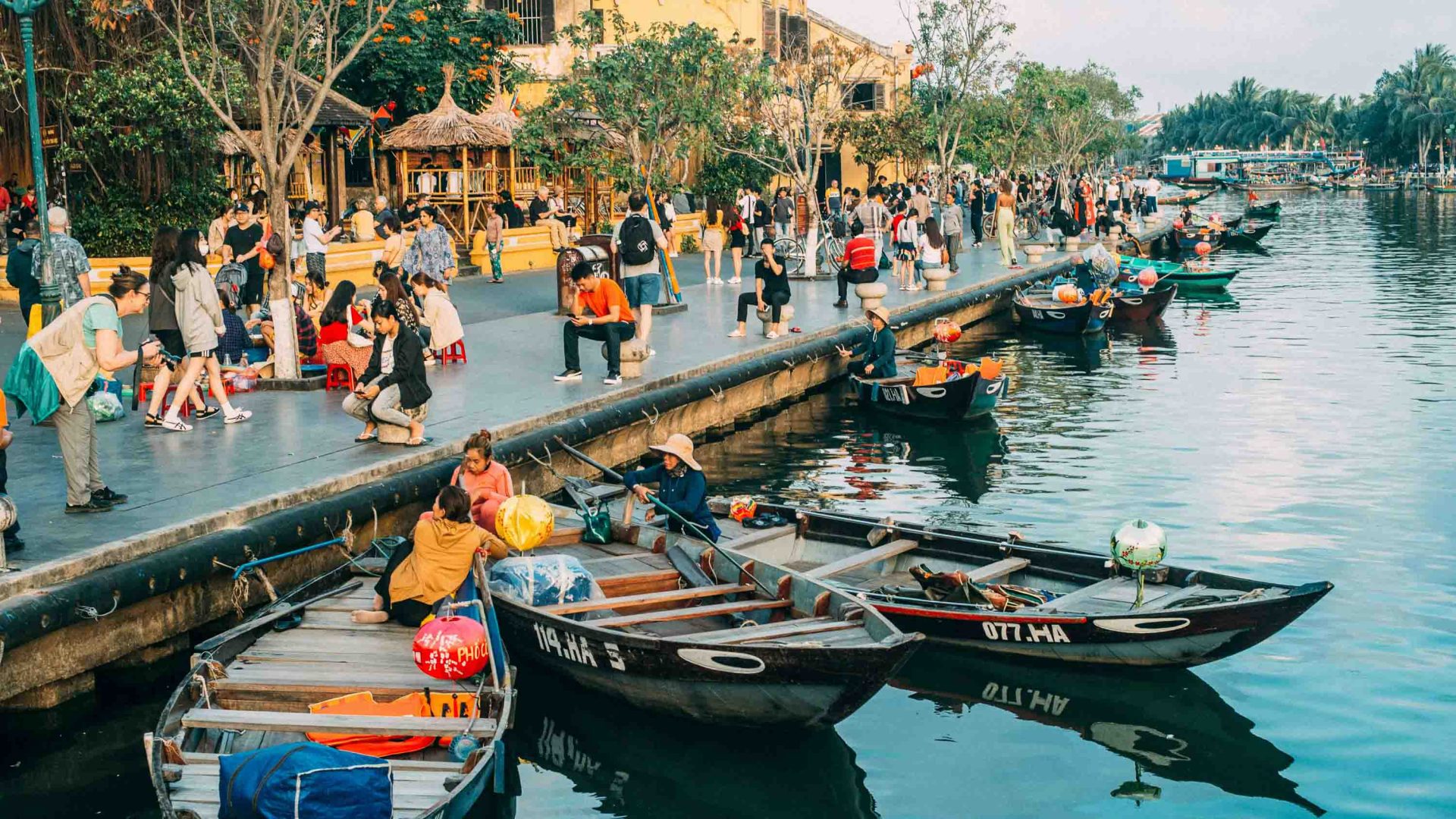 Overtourism is causing this city to suffocate in trash. These eco-pioneers are trying to change that